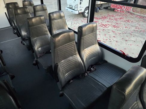 Used 2019 Ford F550 2WD Regular Cab Super Duty image 33