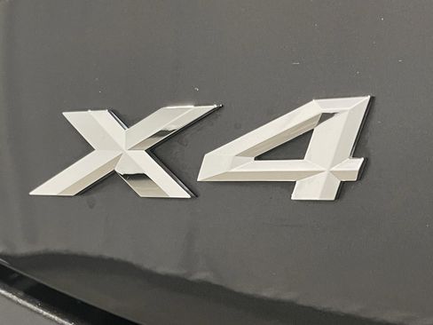 Used 2025 BMW X4 xDrive30i w/ Premium Package AWD/4WD image 24