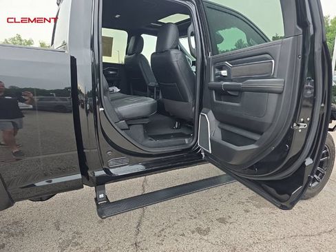 Used 2024 RAM 2500 Laramie w/ Sport Appearance Package AWD/4WD image 11