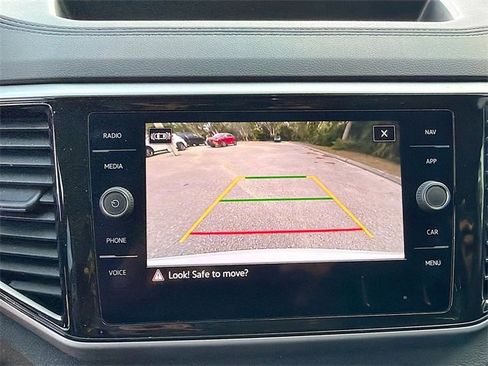 Used 2021 Volkswagen Atlas SEL image 34