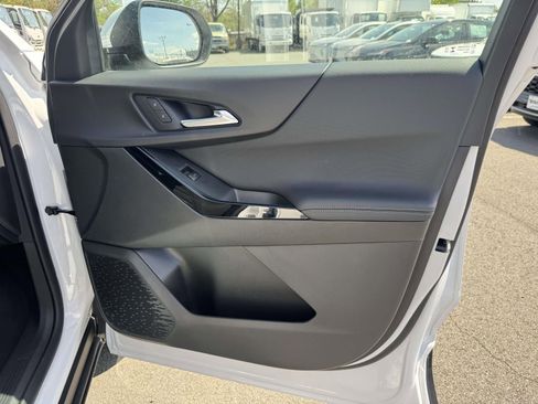 New 2026 Chevrolet Equinox LT w/ Safety and Technology Package image 29