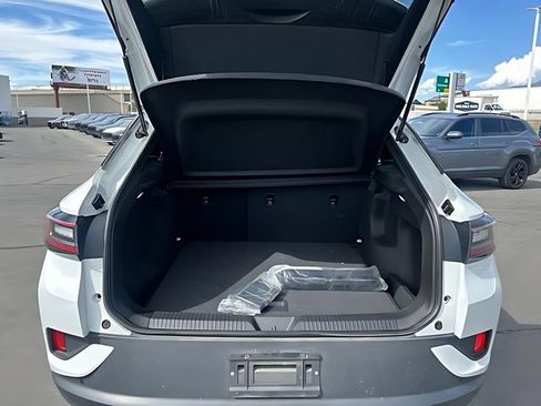 Used 2023 Volkswagen ID.4 Pro RWD image 15
