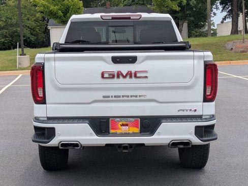 Used 2024 GMC Sierra 1500 AT4 w/ AT4 Premium Package AWD/4WD image 5
