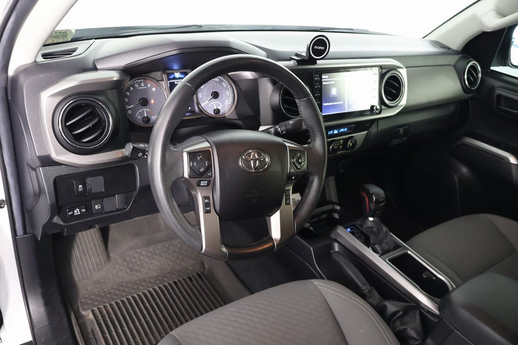 Used 2022 Toyota Tacoma SR5 RWD image 5
