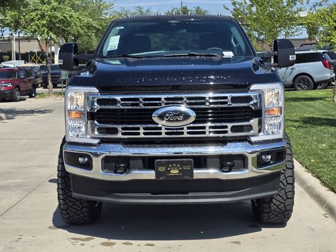 New 2026 Ford F250 XLT w/ FX4 Off-Road Package AWD/4WD image 2