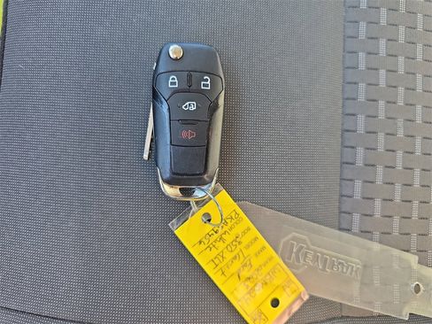 Used 2023 Ford Transit 350 XLT image 36