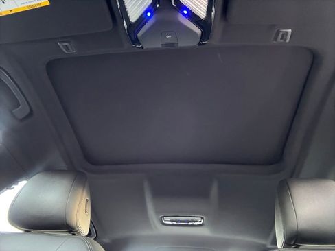 Used 2019 BMW 530i xDrive AWD/4WD image 40