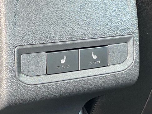 Certified 2023 Volkswagen Jetta SEL FWD image 24