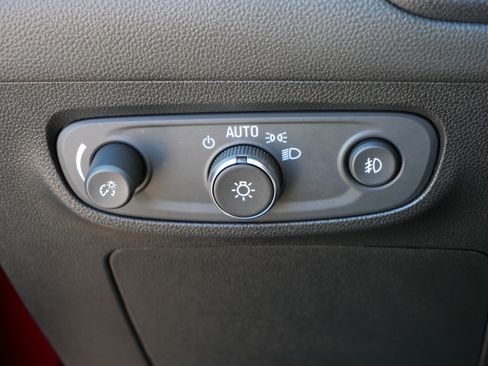 Used 2021 Buick Encore GX Select w/ Sport Touring Package AWD/4WD image 26