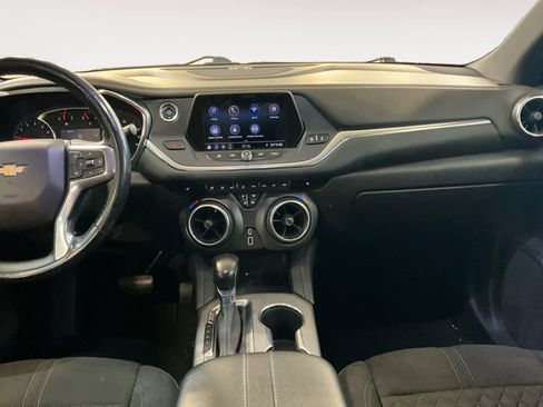 Used 2019 Chevrolet Blazer LT FWD image 11