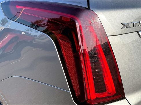 Used 2022 Cadillac XT5 Premium Luxury FWD image 32