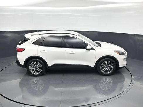 Used 2022 Ford Escape SEL w/ Technology Package FWD image 37