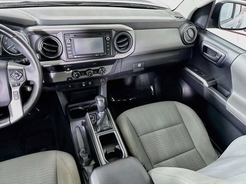 Used 2019 Toyota Tacoma SR5 RWD image 24