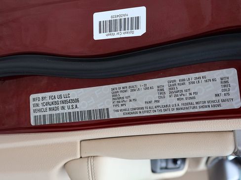 Used 2022 Jeep Grand Cherokee L Limited AWD/4WD image 69