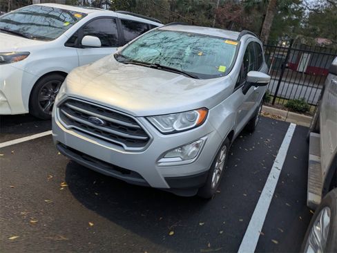 Used 2018 Ford EcoSport SE image 3