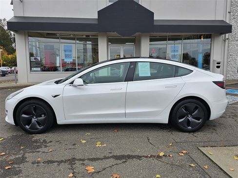 Used 2019 Tesla Model 3 Performance image 8
