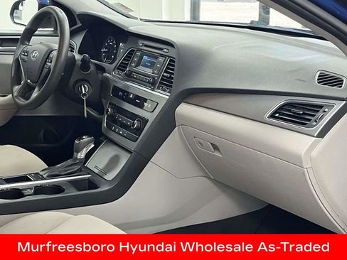 Used 2015 Hyundai Sonata SE image 24