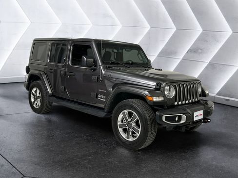 Used 2021 Jeep Wrangler Unlimited Sahara AWD/4WD image 1