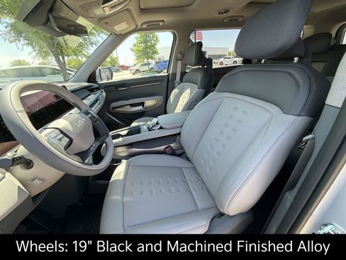 New 2026 Kia EV9 Wind image 15