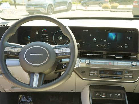 Certified 2024 Hyundai Kona SEL FWD image 18