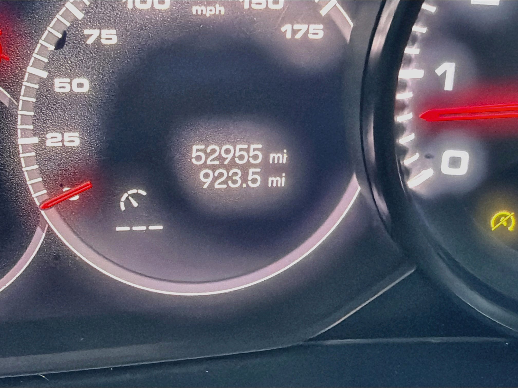 Used 2023 Porsche Cayenne AWD/4WD image 40