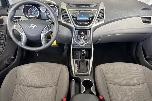 Used 2016 Hyundai Elantra SE w/ Option Group 02 FWD image 13