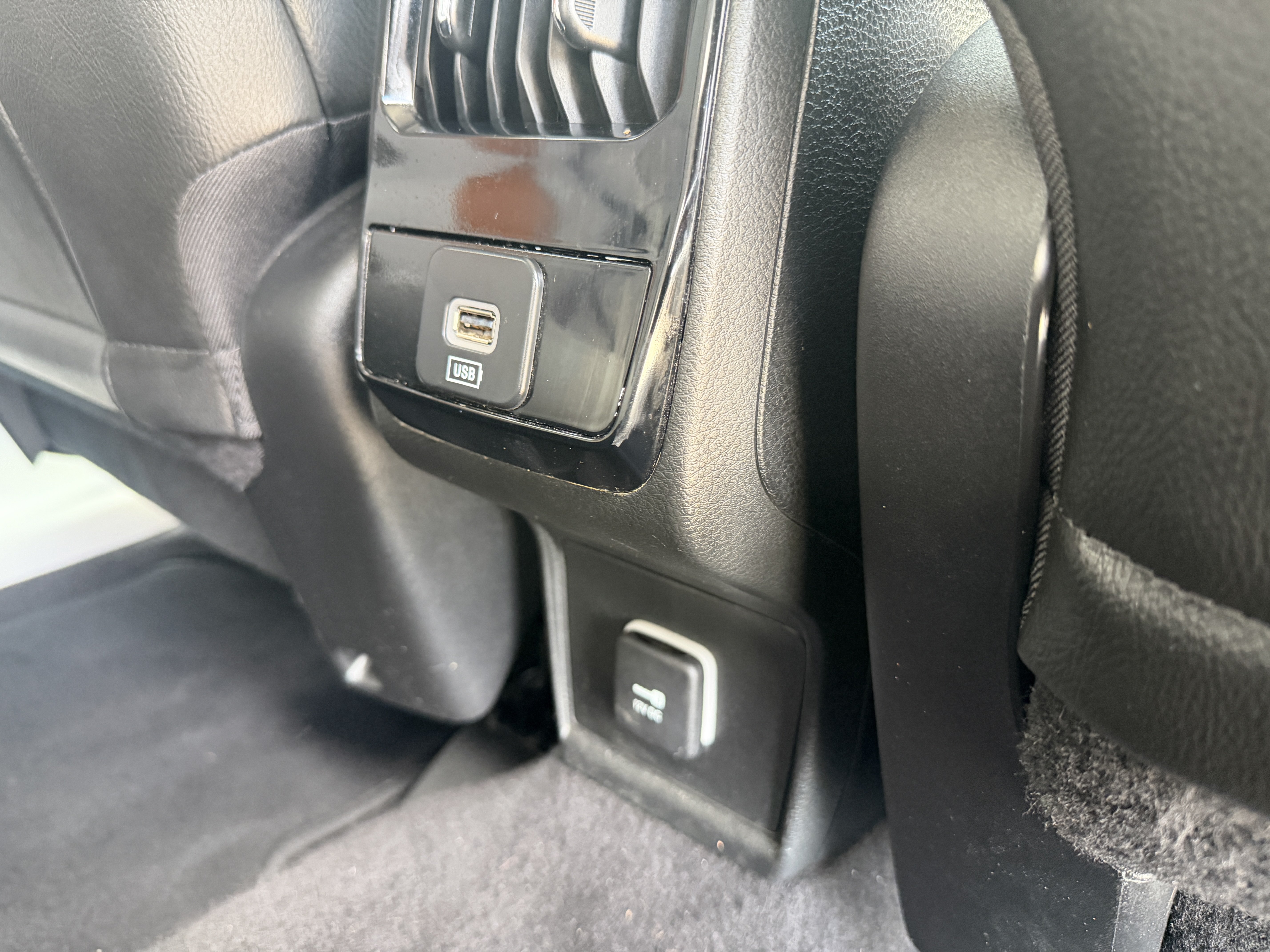 Used 2022 Jeep Compass Limited AWD/4WD image 27