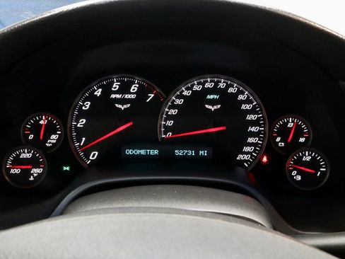 Used 2007 Chevrolet Corvette Coupe w/ Preferred Equipment Group RWD image 23
