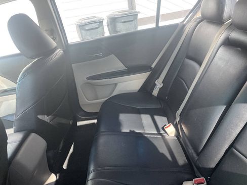 Used 2016 Honda Accord LX image 5