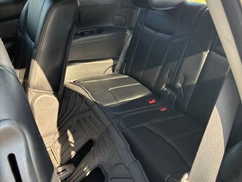 Used 2014 Nissan Pathfinder SL FWD image 13
