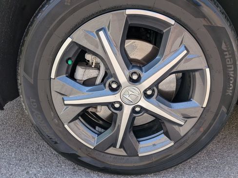 Certified 2024 Honda HR-V EX-L image 40