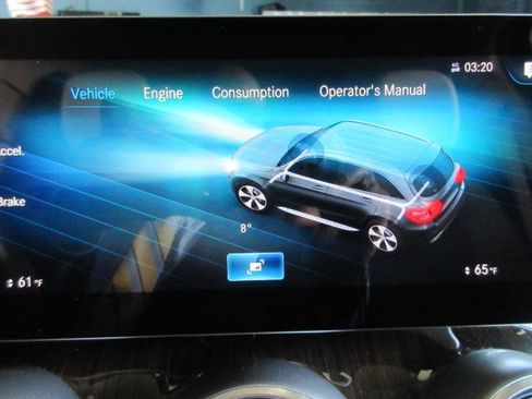 Used 2020 Mercedes-Benz GLC 300 4MATIC w/ Multimedia Package image 33