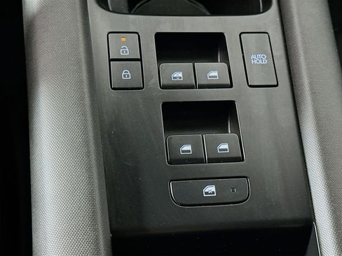 Used 2024 Hyundai Ioniq 6 SE image 15