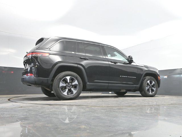 Used 2024 Jeep Grand Cherokee Limited 4xe AWD/4WD image 48
