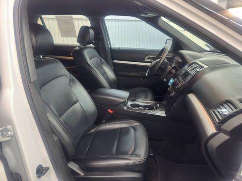 Used 2018 Ford Explorer 4WD Police Interceptor image 10
