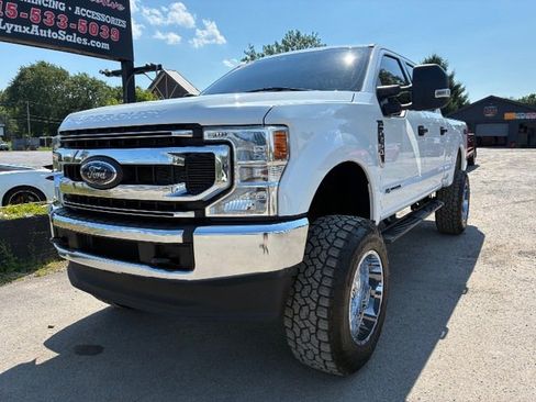 Used 2022 Ford F250 XLT AWD/4WD image 1