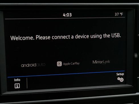 Used 2018 Volkswagen Golf S image 25