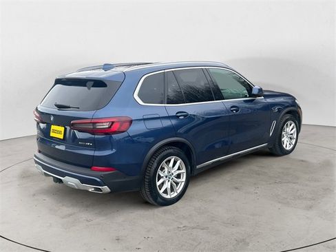 Used 2023 BMW X5 xDrive45e w/ Executive Package image 5