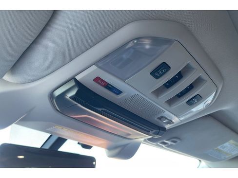 Used 2022 Subaru Ascent Touring image 24