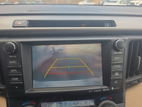 Used 2016 Toyota RAV4 XLE image 22