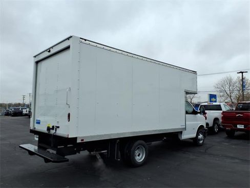 New 2025 Chevrolet Express 3500 w/ Power Convenience Package image 3