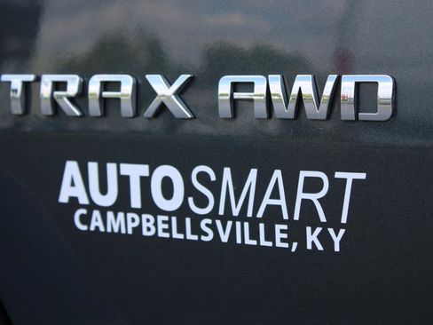 Used 2018 Chevrolet Trax LT w/ LT Convenience Package AWD/4WD image 6