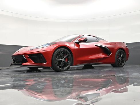 Used 2021 Chevrolet Corvette Stingray Premium Conv w/ Z51 Performance Package RWD image 20