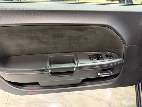 Used 2008 Dodge Challenger SRT8 image 11