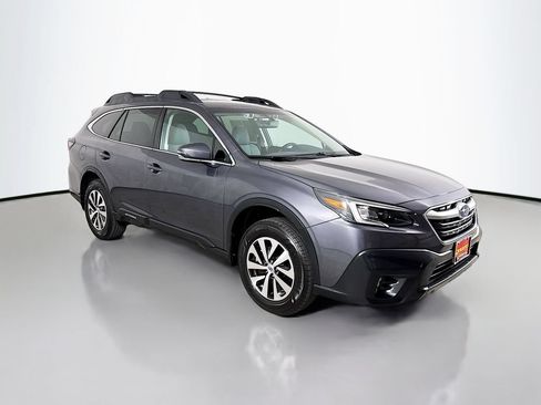 Used 2020 Subaru Outback Premium AWD/4WD image 1