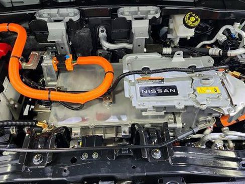 Certified 2024 Nissan Ariya AWD image 37