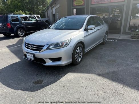 Used 2013 Honda Accord LX image 3