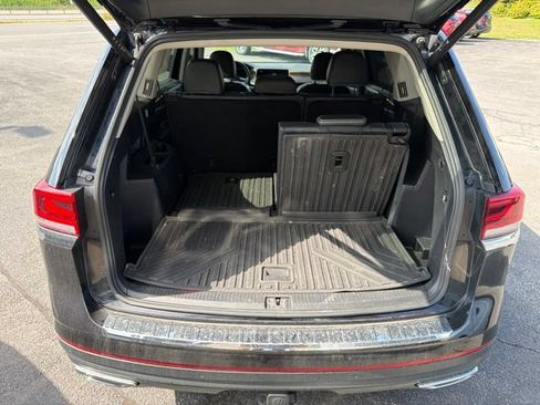 Used 2024 Volkswagen Atlas SE AWD/4WD image 17
