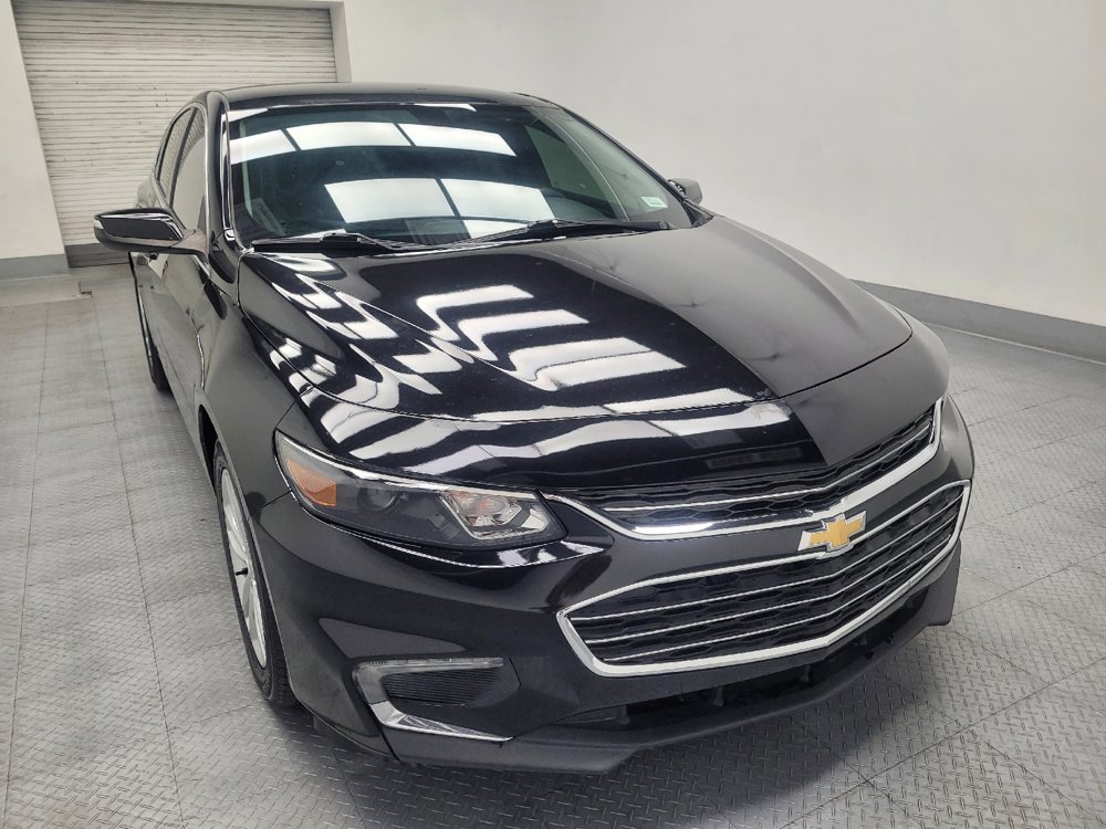 Used 2017 Chevrolet Malibu LT FWD image 14