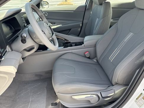 New 2026 Hyundai Elantra SEL Sport Premium FWD image 11